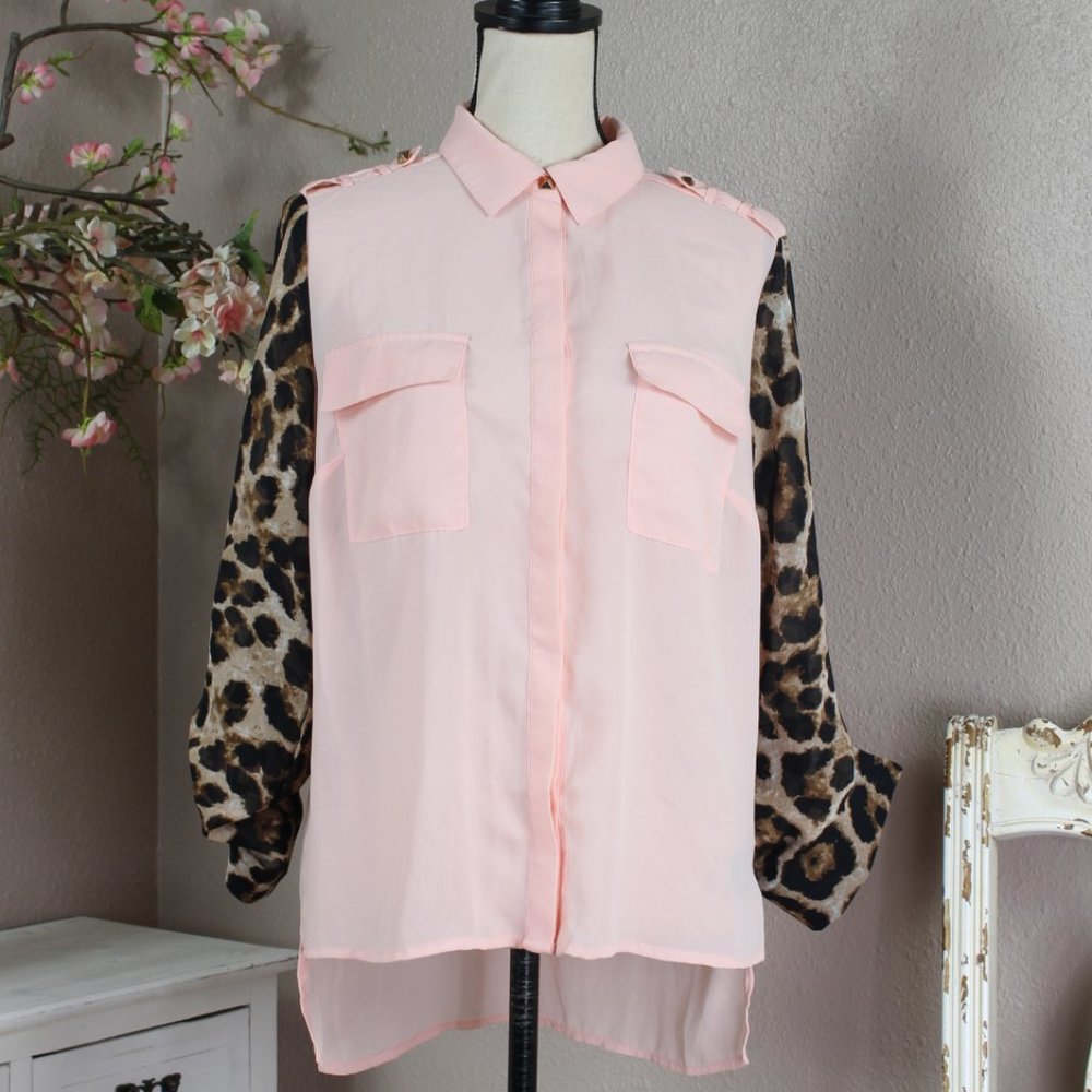 2B Bebe Peach Leopard Blouse NWT